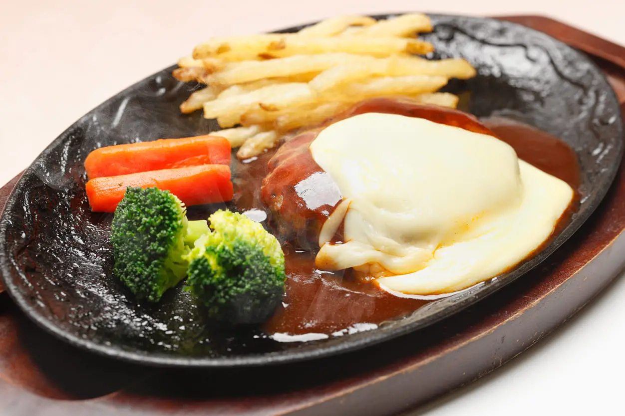 とろ〜りとろける チーズハンバーグ