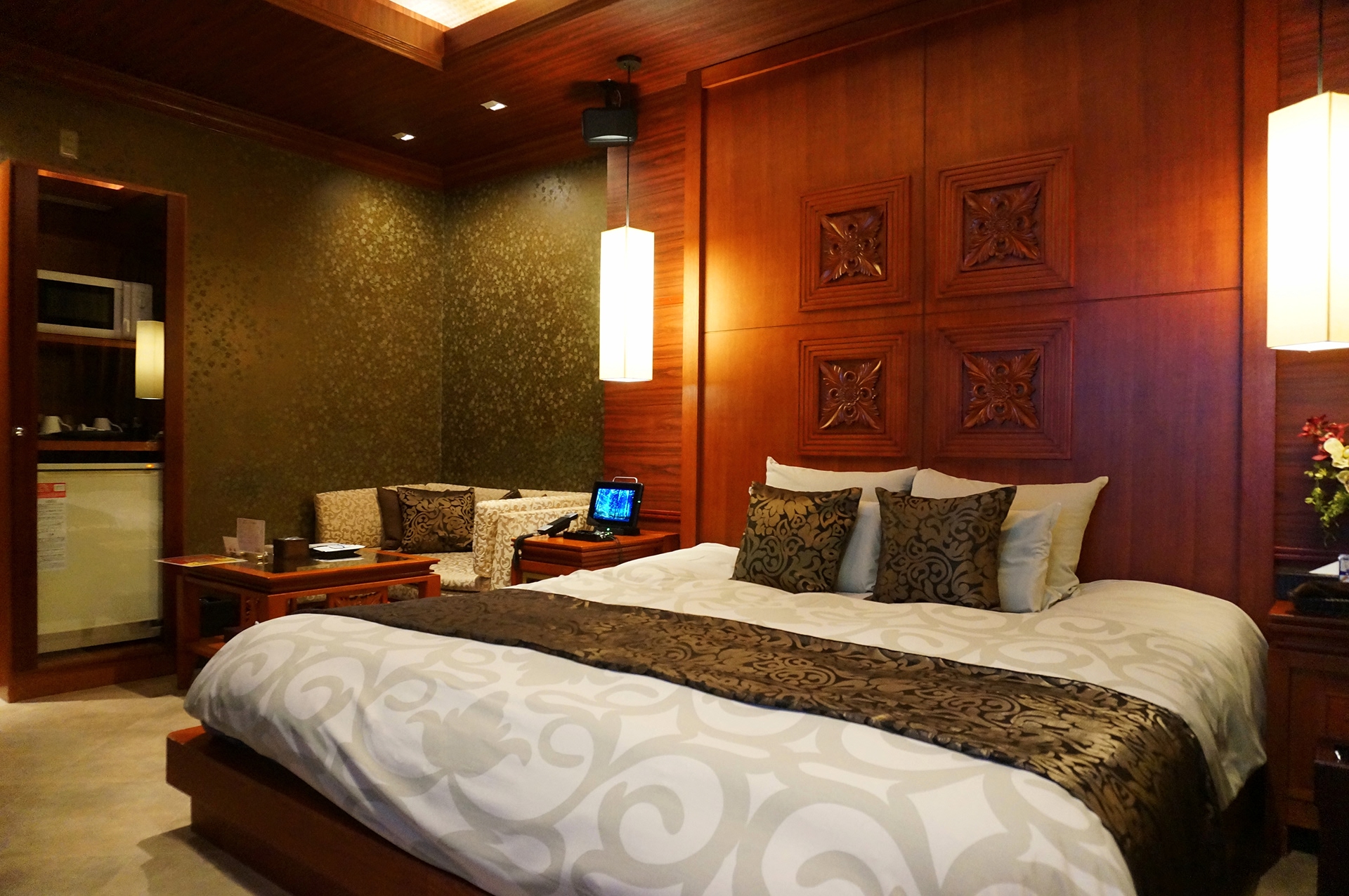 ホテルアジアン209号室