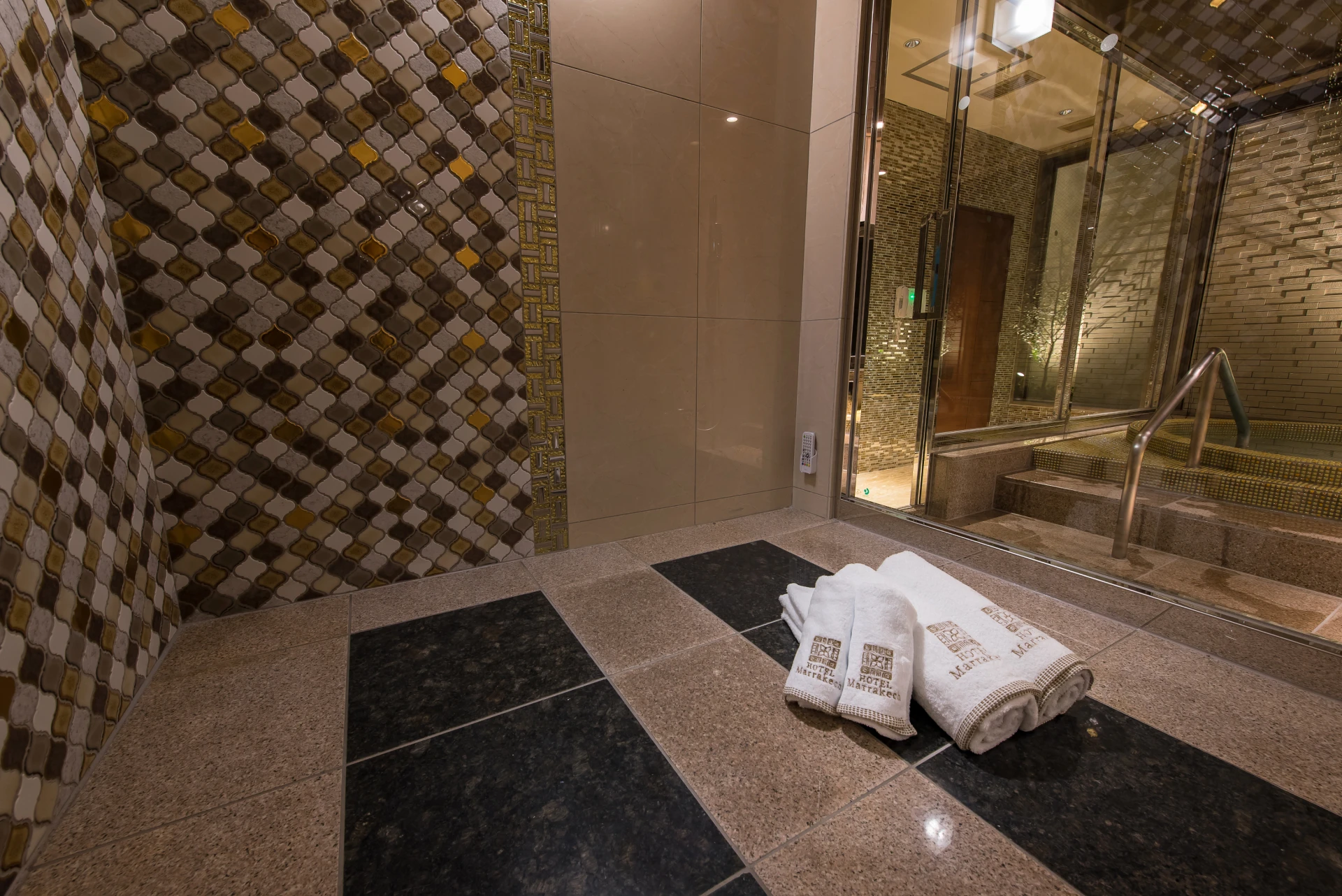 ラグジュアリースイート