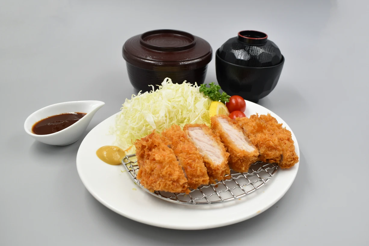 とんかつ定食